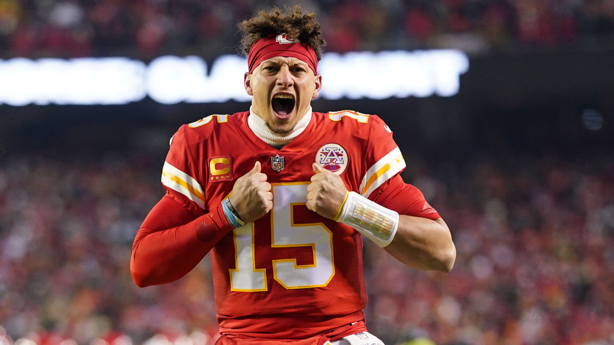 Patrick Mahomes yells while getting ready for the AFC title game against the Bengals